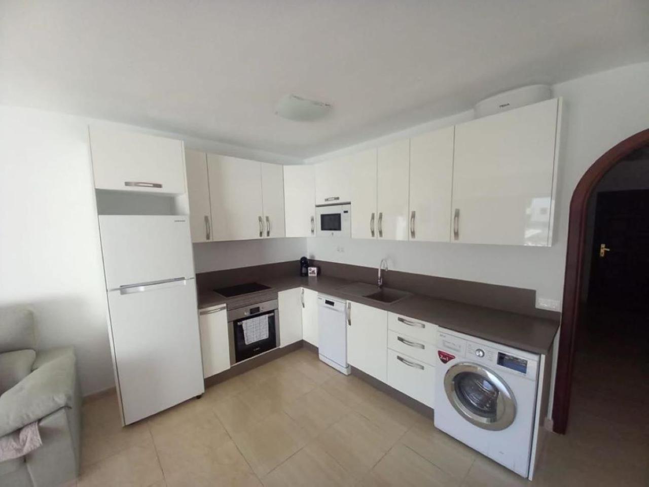 Victoria Court 2 - Lovely Apartment 65 Los Cristianos  Bagian luar foto