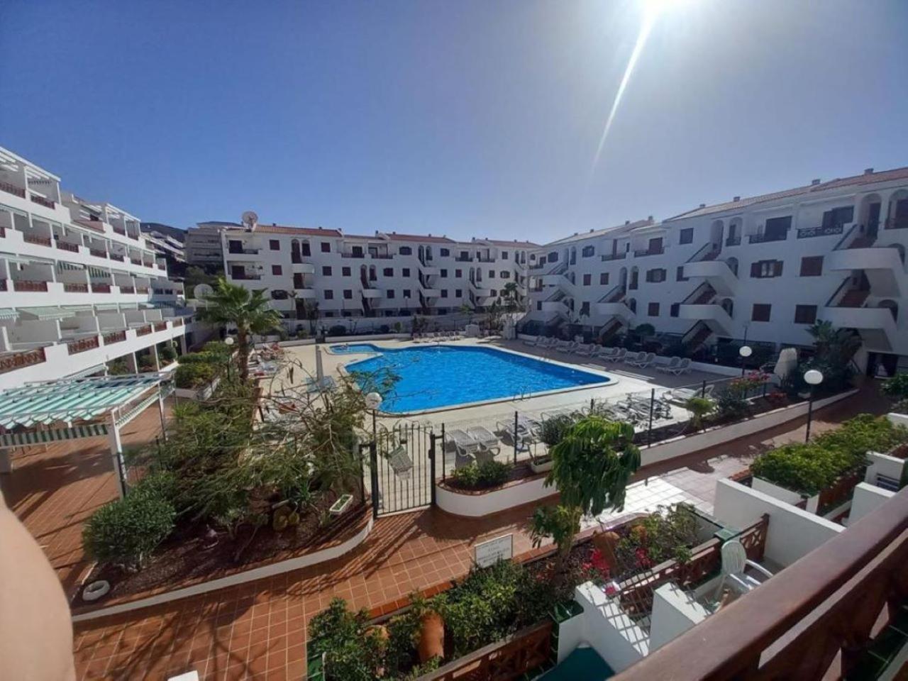 Victoria Court 2 - Lovely Apartment 65 Los Cristianos  Bagian luar foto