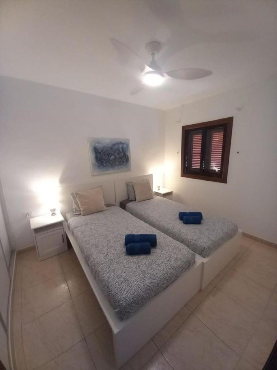 Victoria Court 2 - Lovely Apartment 65 Los Cristianos  Bagian luar foto